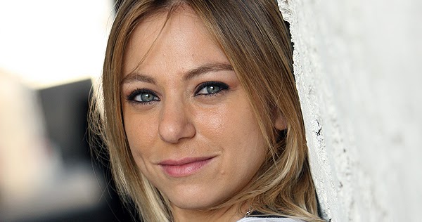 Biografía de Mariana Derderian | Wiki Chilenas