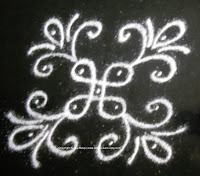 plain rangoli with four dots for beginners small-rangoli-4-dots-3.jpg