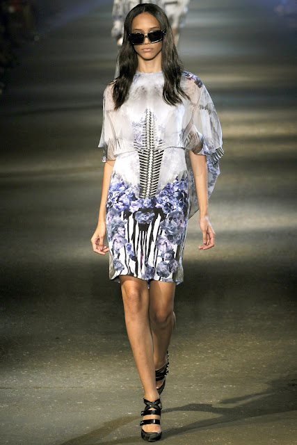 Prabal Gurung Spring/Summer 2013 bloody widow dress Prabal Gurung Spring/Summer 2013 bloody widow dress