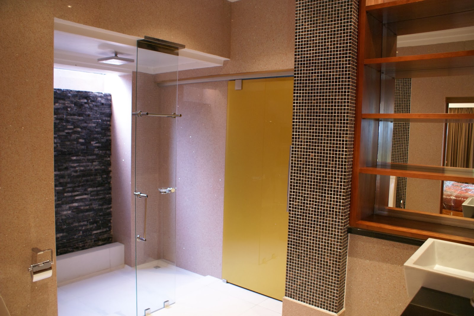 Bang-Kao-Bay-Residences-Standard-Rest-Room-Entrance