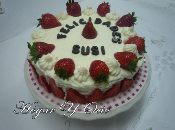 Tarta De Nata  Y Fresas
