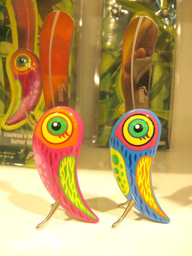 Hiper Kitsch Los objetos de las tiendas Pylones