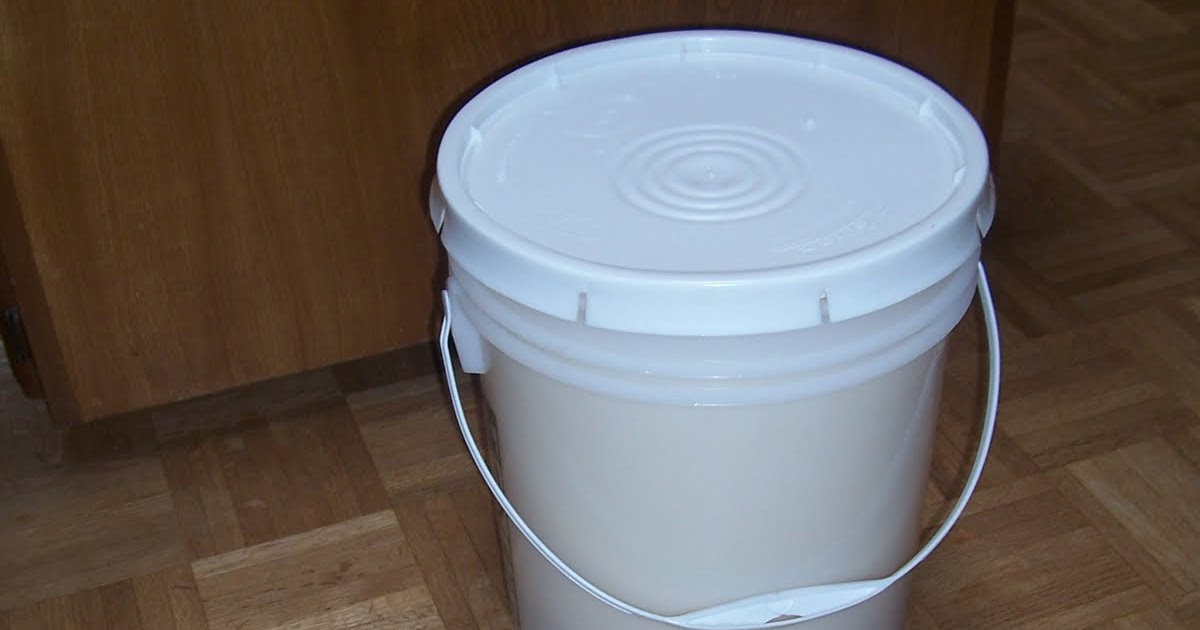 SAHMville A Five Gallon Bucket of Lard