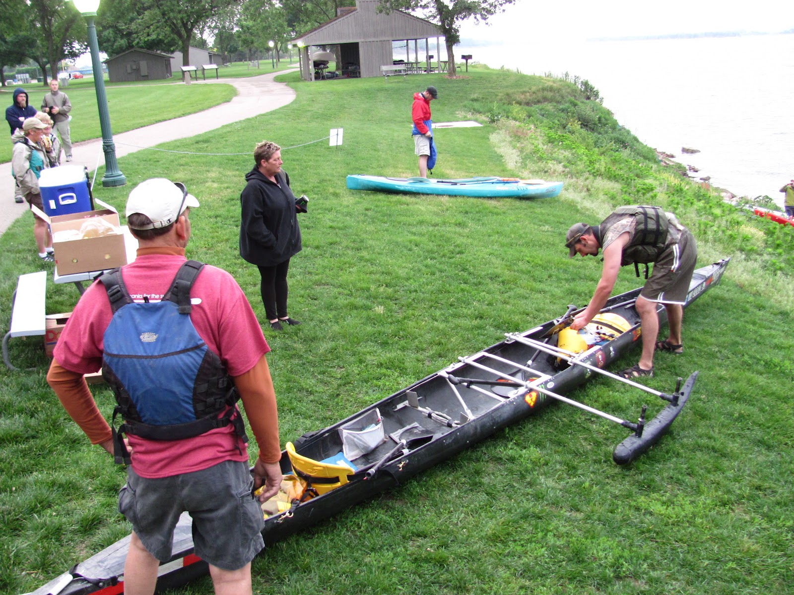 Pelican Dakota Canoe