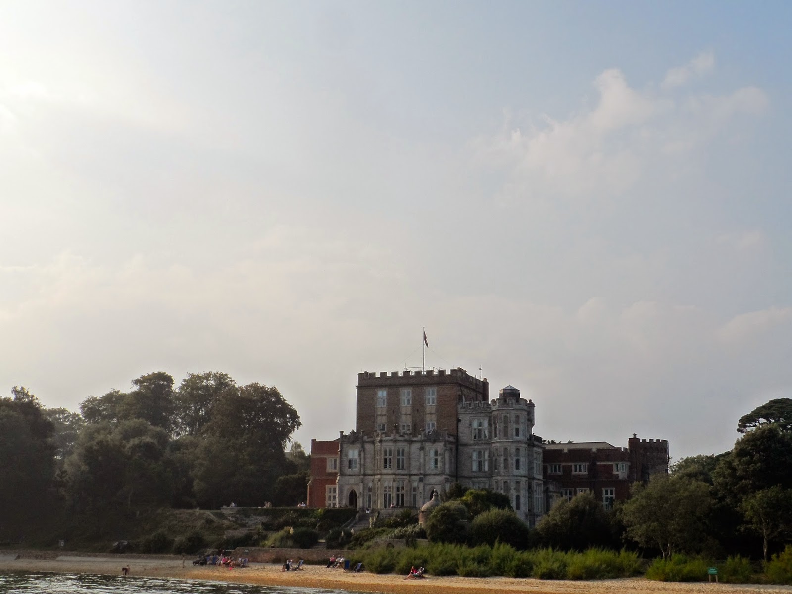 Toni's Glamour Shack