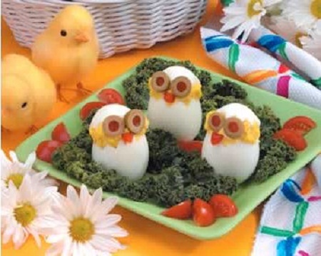 huevos rellenos decorados con arañas de aceitunas muyvariado ideas para presentar el huevo platos huevos rellenos decorados con arañas de aceitunas muyvariado ideas para presentar el huevo platos