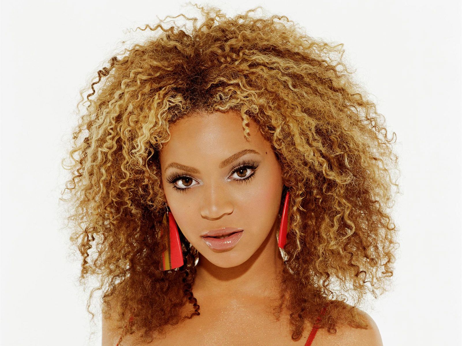 http://4.bp.blogspot.com/-cxjwNIZb8Ho/TmSqIf2XqKI/AAAAAAAAAss/QPuLUFP8mlU/s1600/Hot+Beyonce+Knowles+%25281%2529.jpg