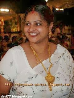 FACEBOOK AUNTYS: Suba aunty Mysore