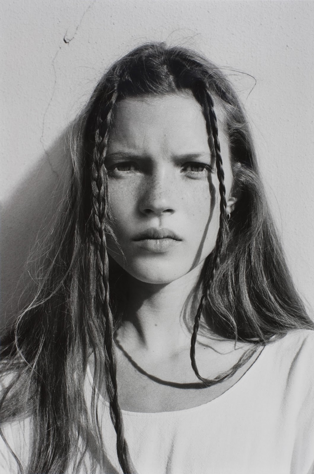 http://4.bp.blogspot.com/-czDyAvSWu4o/Tw8_h_HCimI/AAAAAAAAAig/M40K4tkJEmA/s1600/Corinne-Day-Kate-Moss-1989.jpg