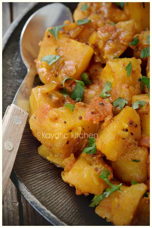 Slow Cooker Bombay Potatoes from Kayotic Kitchen Slow Cooker or