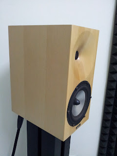 Amphion Argon 2 Speaker (Used) 20130313_220039+(2)