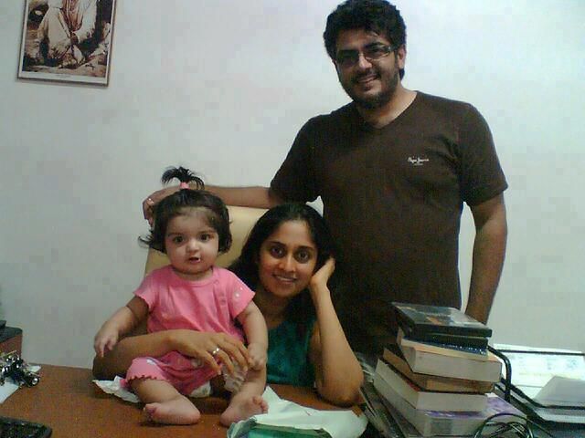 actor ajith and family thala ajith rasikan ajith latest famil photos actor ajith and family thala ajith rasikan ajith latest famil photos