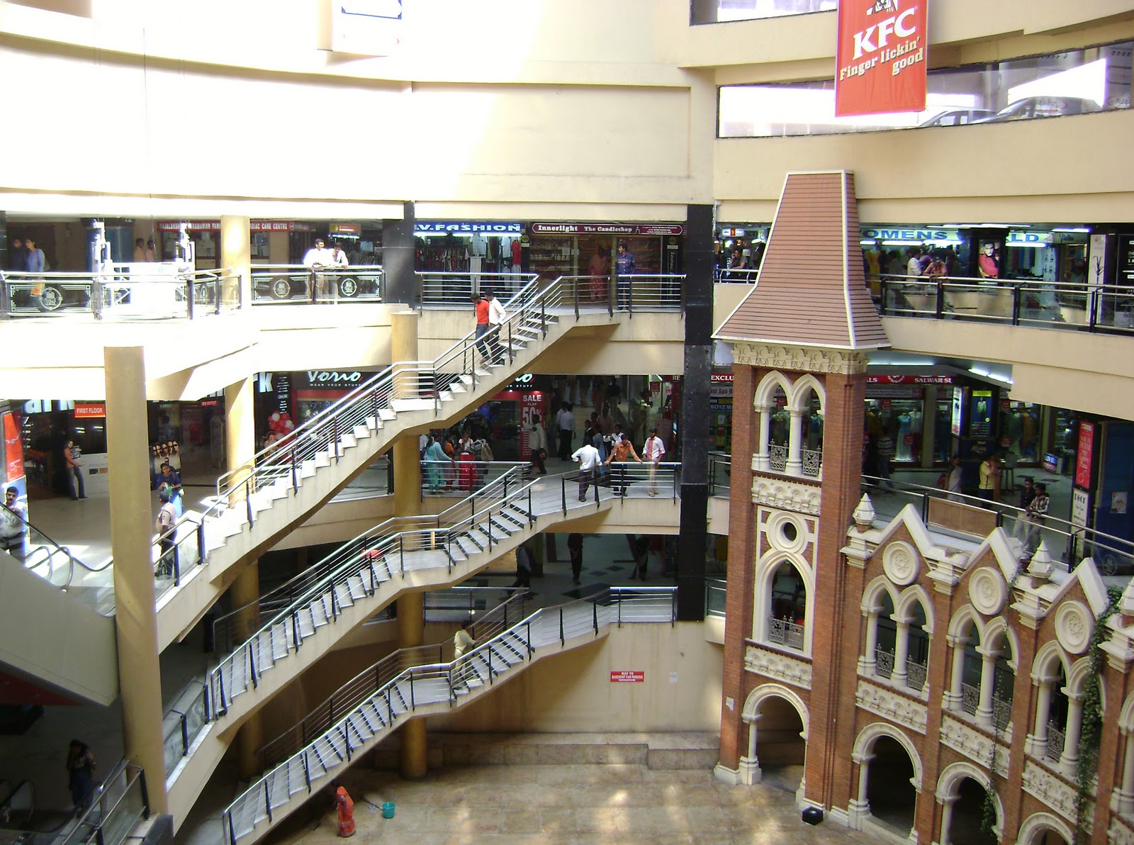 bata pondy bazaar