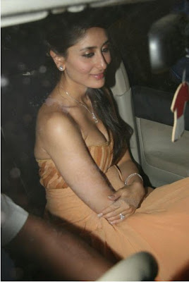 Kareena Kapoor with Saif Ali Khan in Wedding ceremony