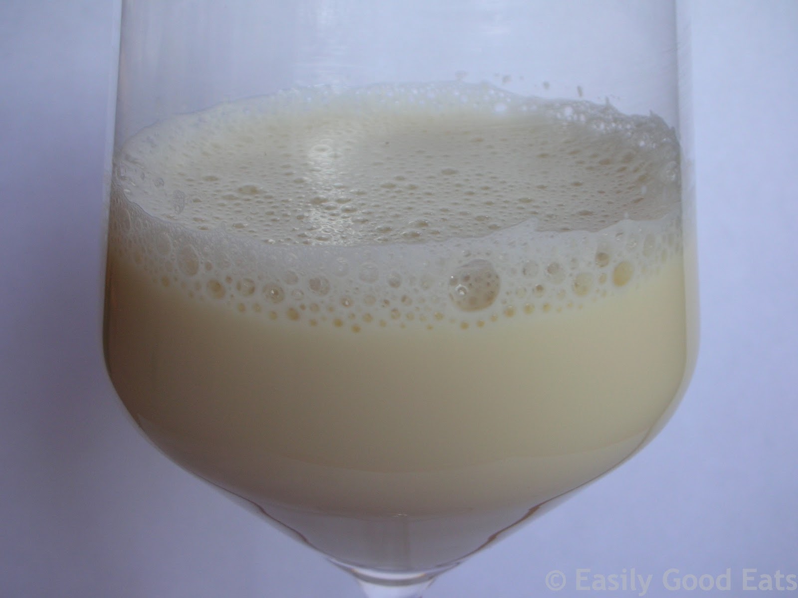 Easily Good Eats Homemade Soy Milk Recipe