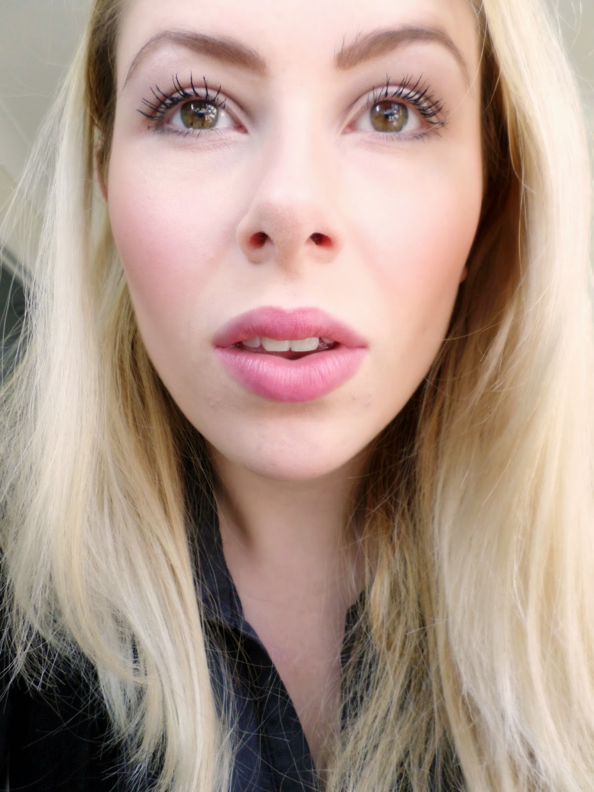 Lancome Hypnose Volume Mascara in Noir on my eyelashes Lancome Hypnose Volume Mascara in Noir on my eyelashes