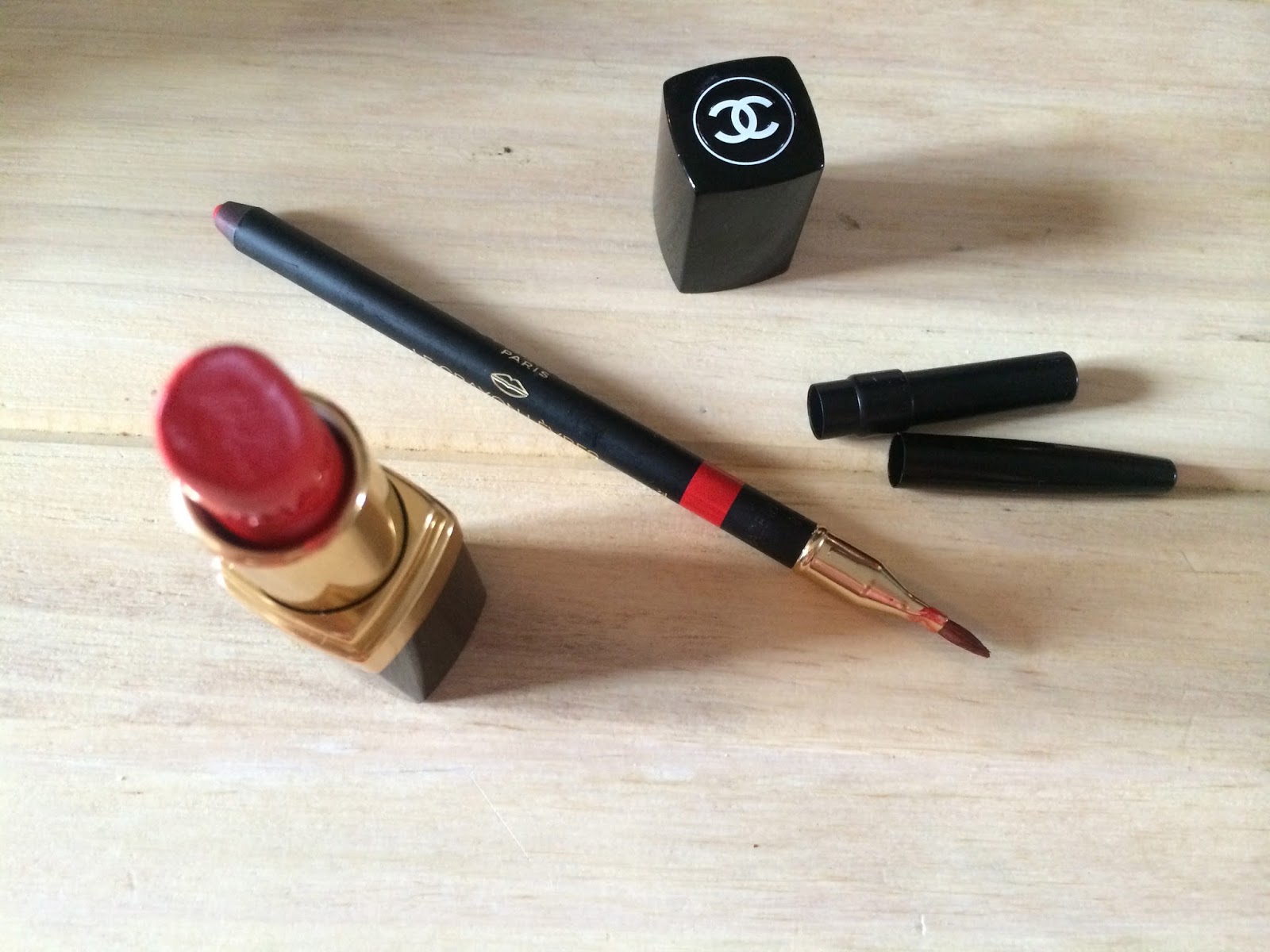 CHANEL Rouge Coco Flash lipsticks 2019 - Anita Michaela