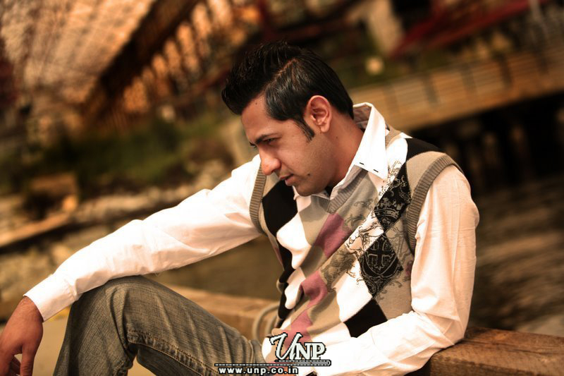 Gippy Grewal Potraits Punjabi E...