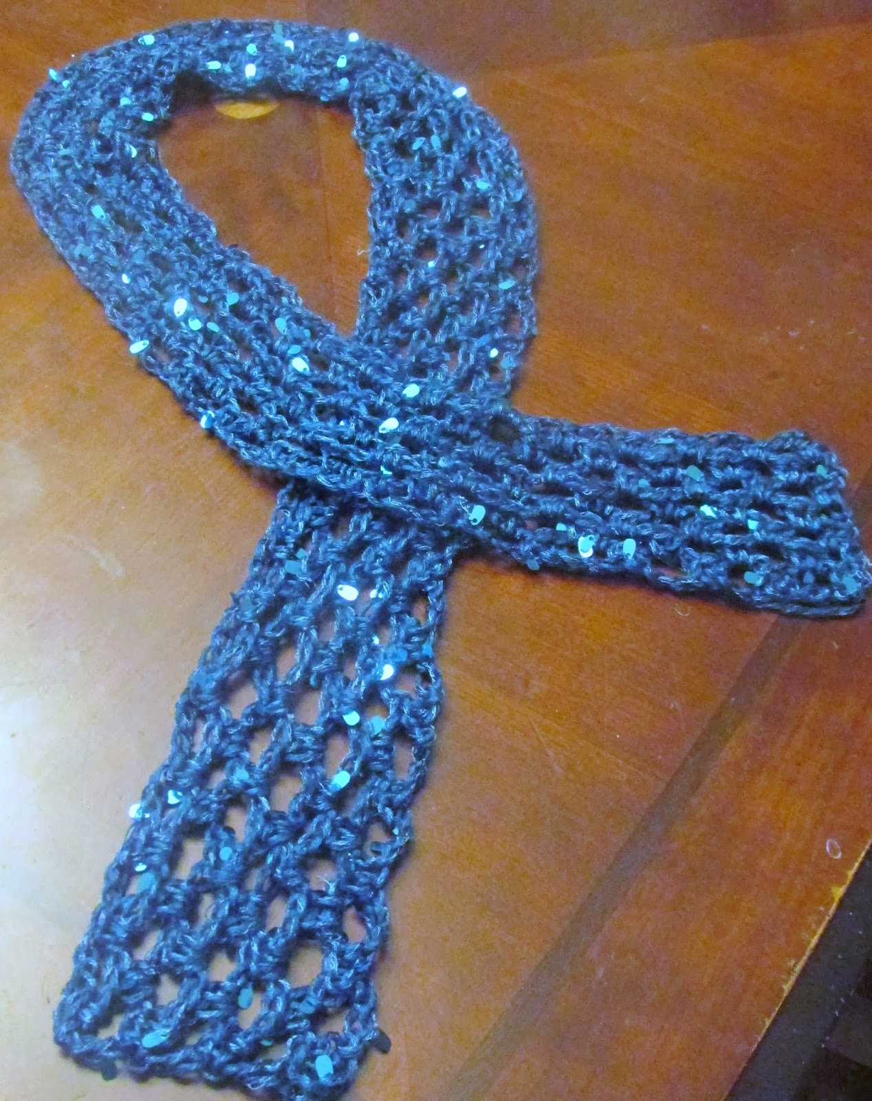 Grammy Dirlam: Skinny Swanky Scarf Product Review and Pattern