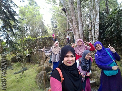 Lagi mendaki bukit lagi banyak tempat yang cantik!