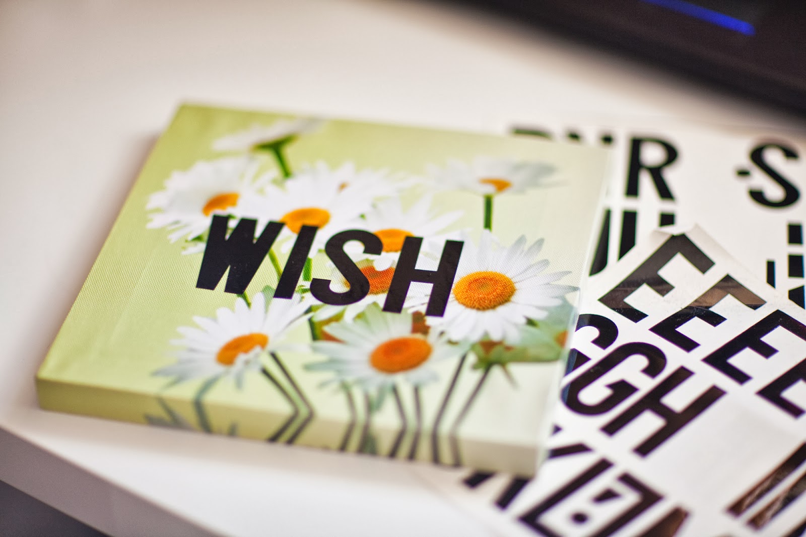 Live it . Love it . Make it. Make it Super Easy Word Canvases