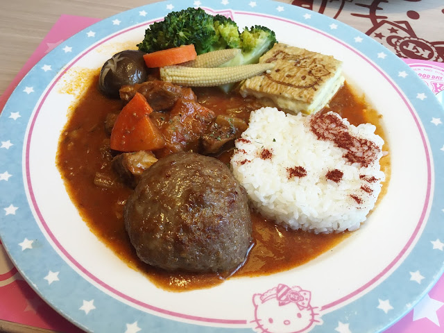 hello kitty sweets cafe taipei beef rice yummy themed cafes pink cute travel must see visit