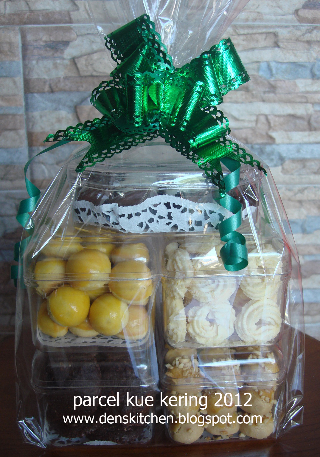 parcel kue kering lebaran