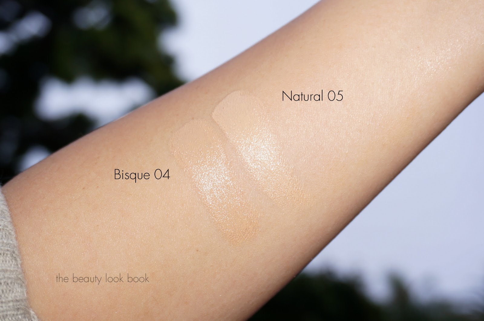 The Beauty Look Book Tom Ford Traceless Foundation Stick Bisque 04