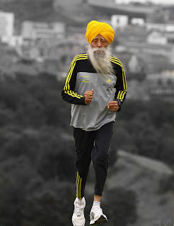 Baba Fauja Singh running
