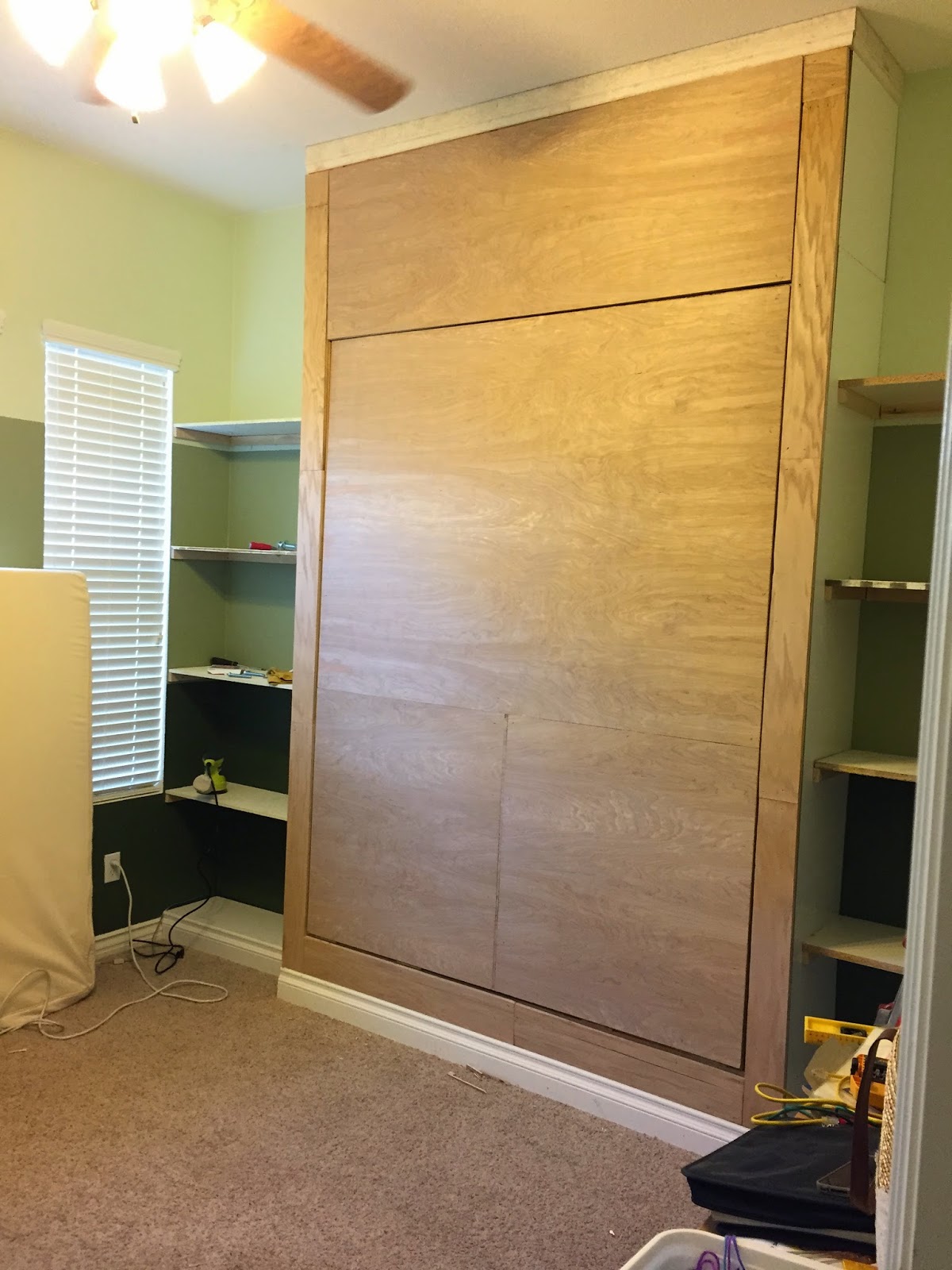 {Junk in their Trunk}: DIY Murphy Bed (Wall Bed)