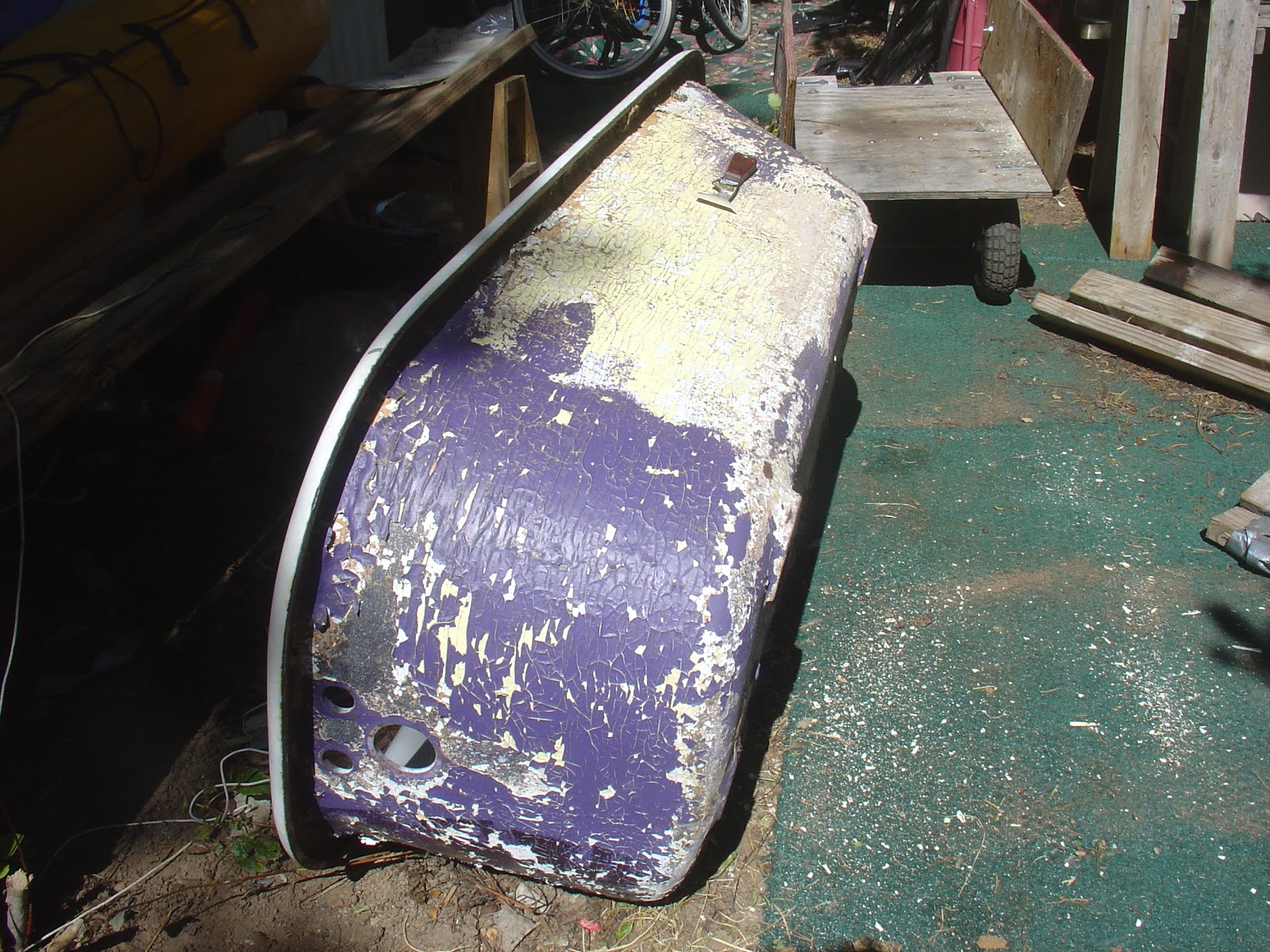 Recycled Miracles Recycled cast iron bath tub