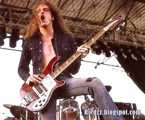 bassis terbaik dunia bassis terbaik dunia