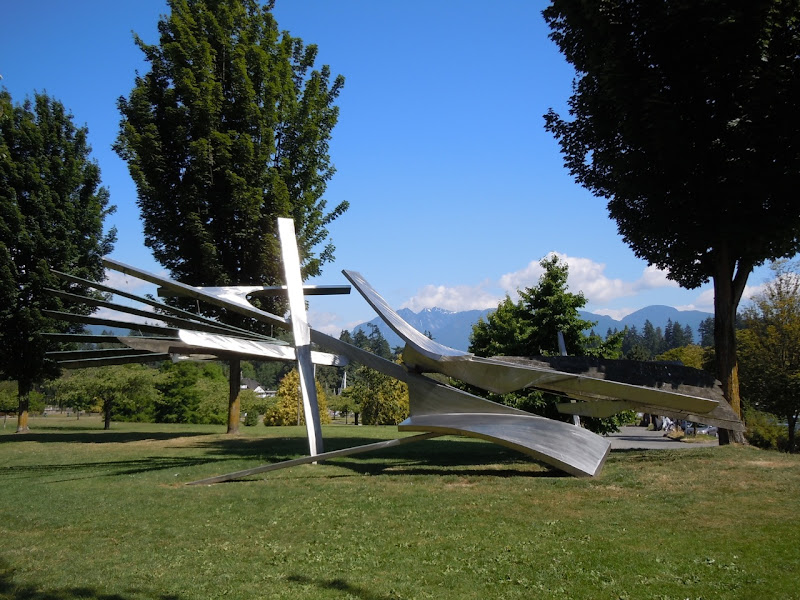 Solo sculpture Natalie McHaffie