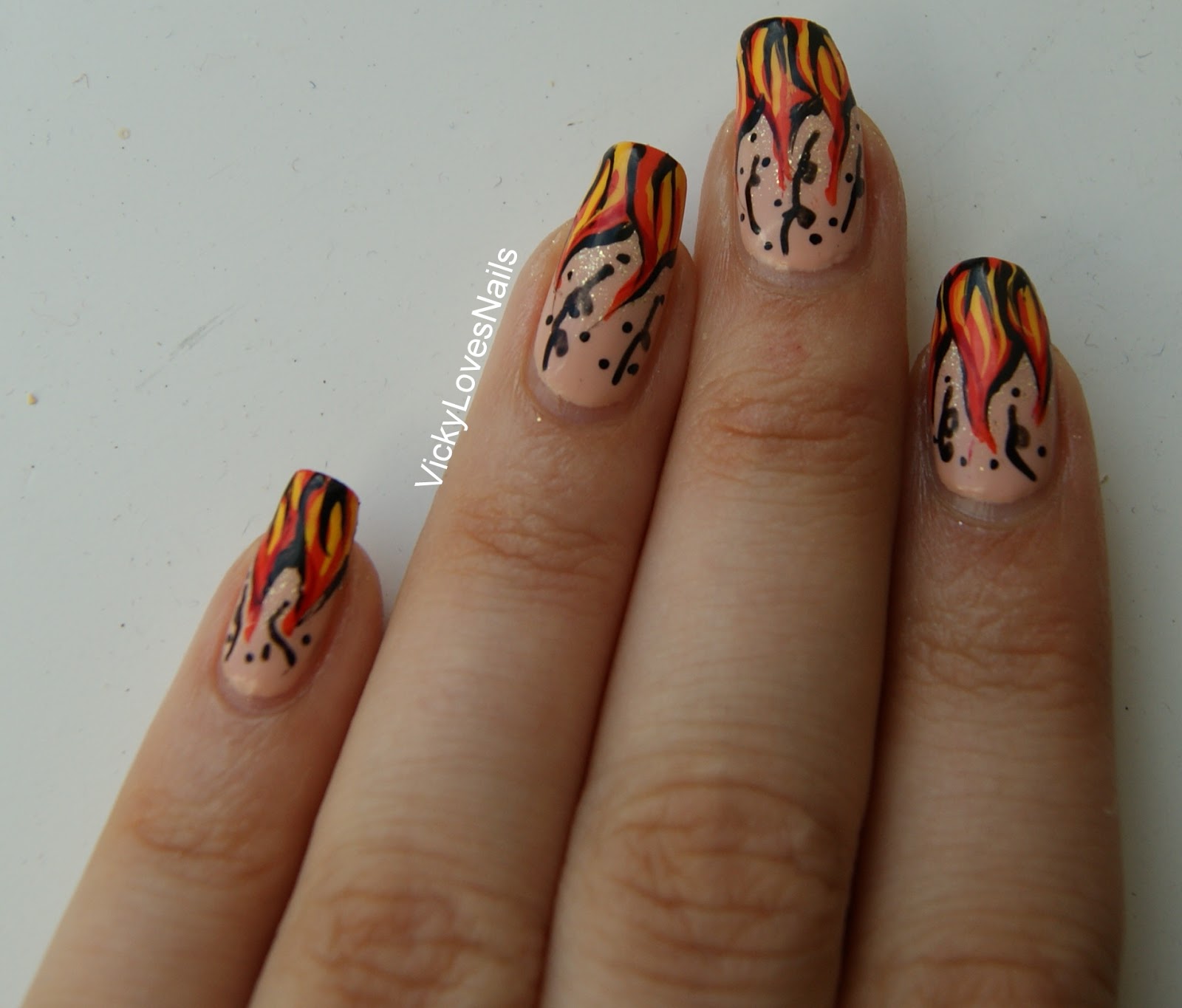 Vicky Loves Nails!: Flame Nail Art.