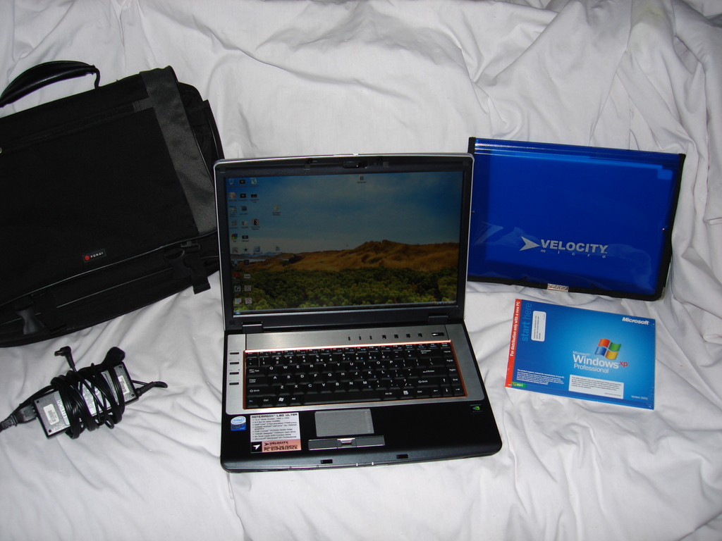 Device photos, images Laptop for sale