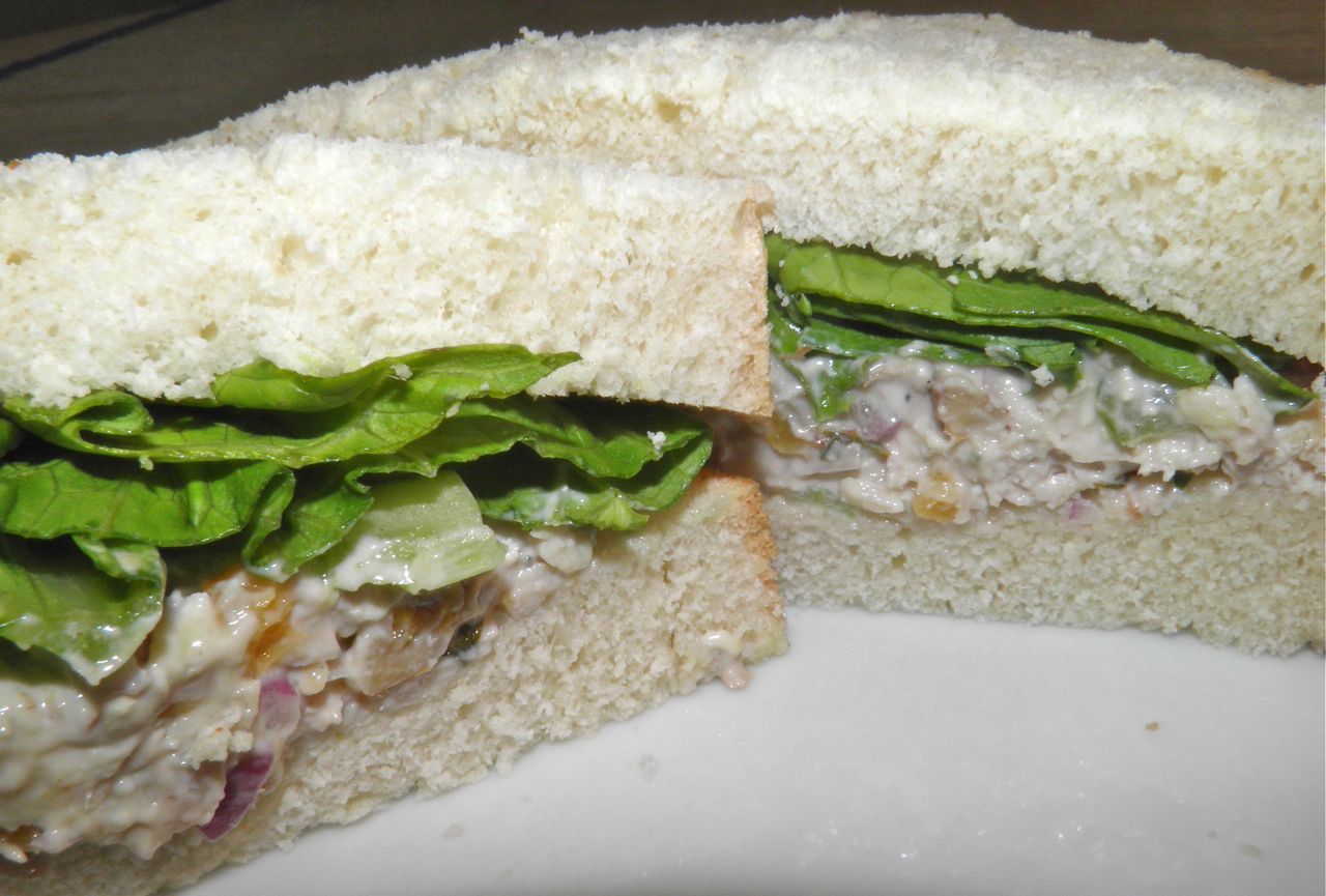 Docaitta Lifestyle Recipe Apricot, Blue Cheese & Chicken Sandwiches