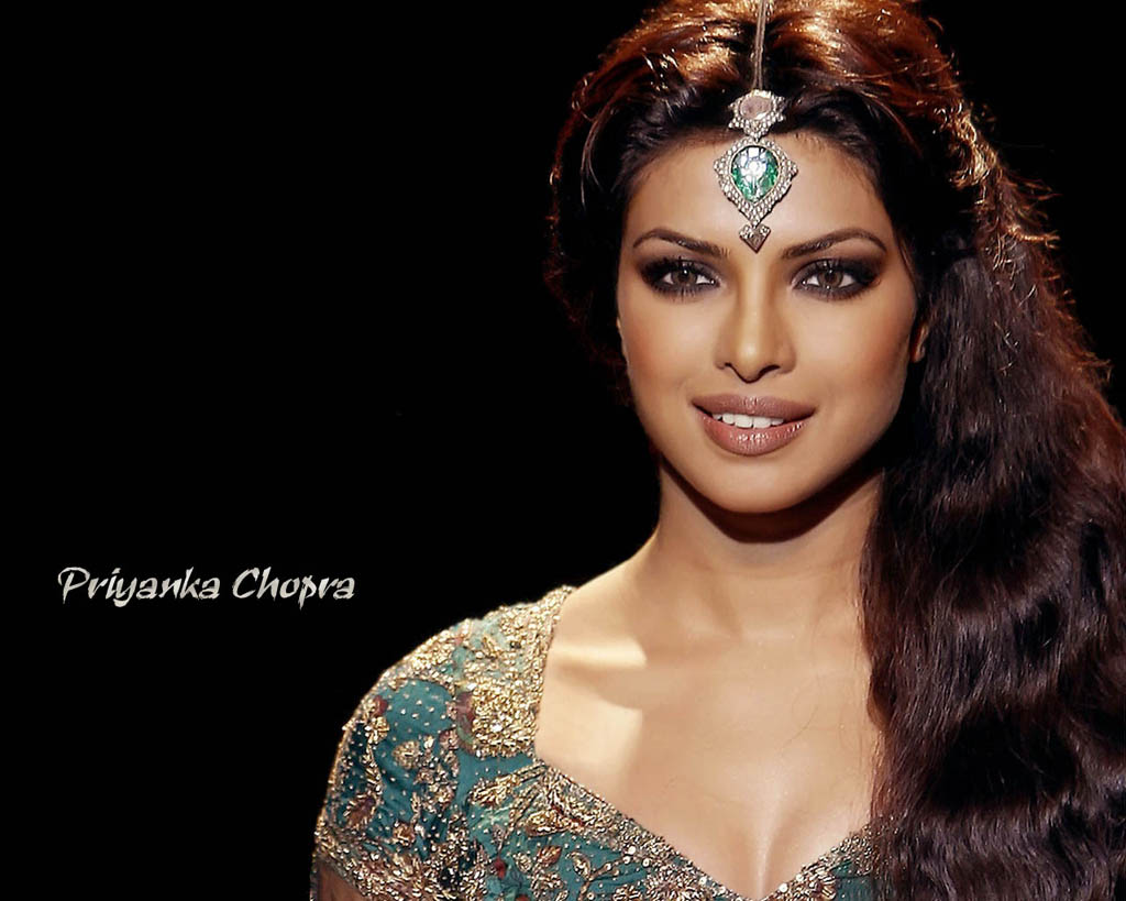 Sexy Photos Land: priyanka chopra weight