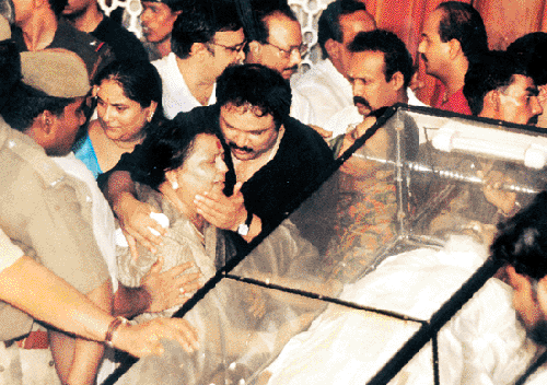 actor sivaji ganesan funeral videos actor sivaji ganesan funeral videos