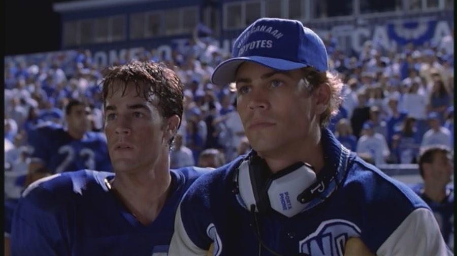 Paul-in-Varsity-Blues-paul-walker-19058866-900-506.jpg