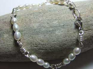  Pearl bracelets