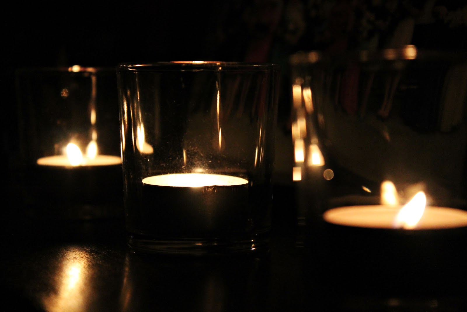 A candle loses nothing by lighting another candle Smaylest