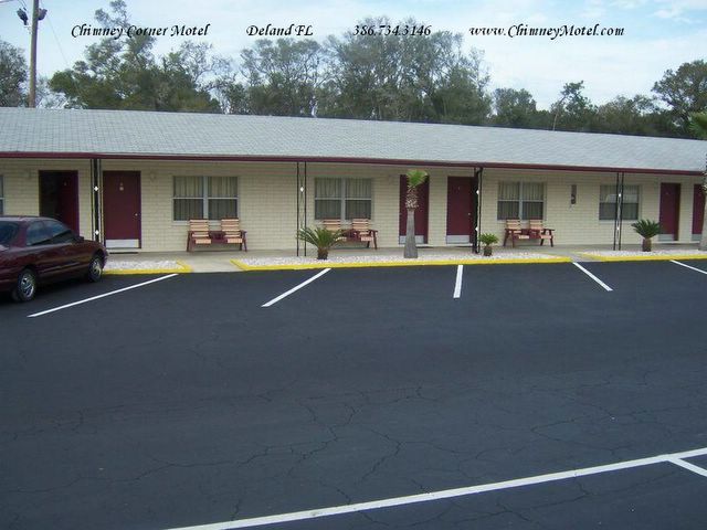Chimney Corner Motel Pictures