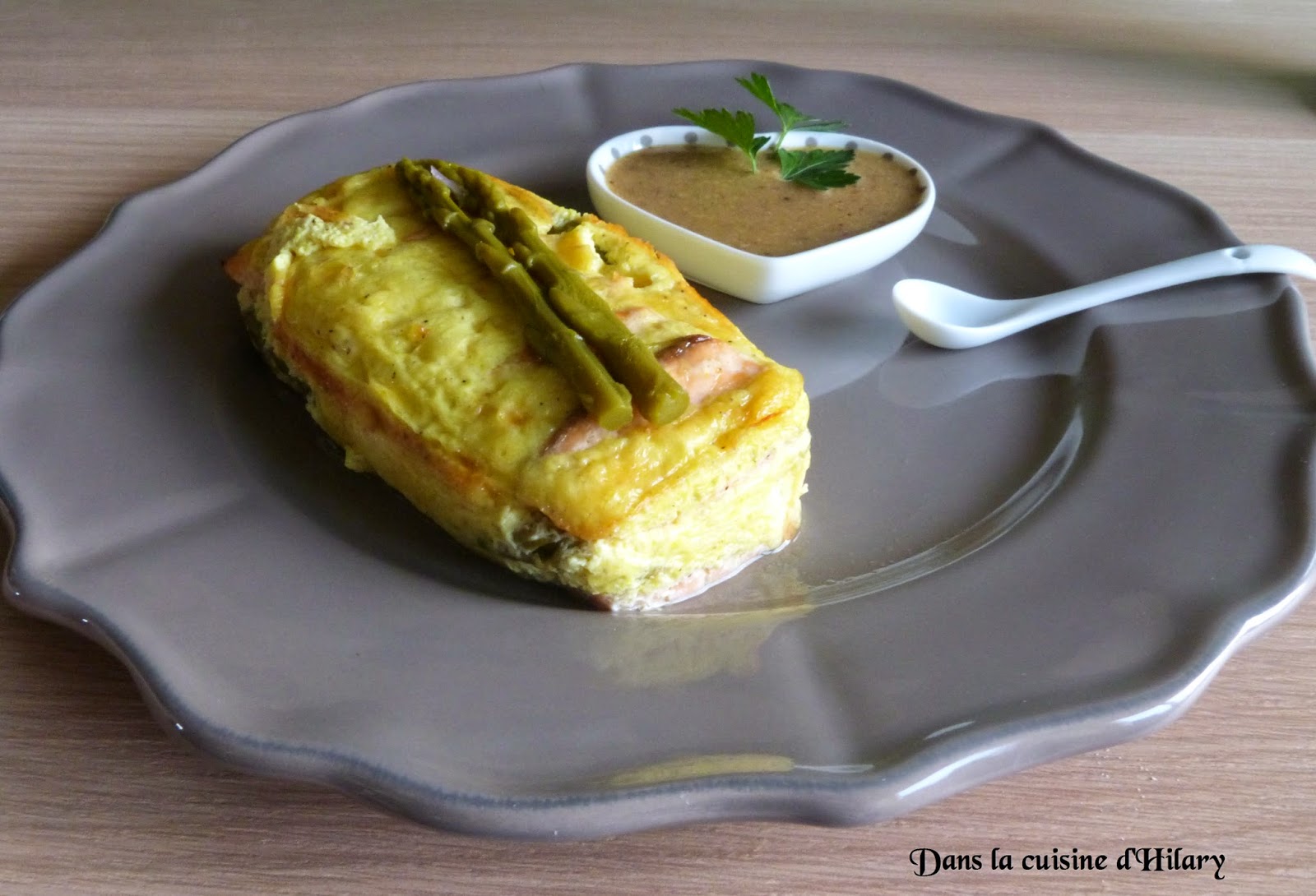 Dans la cuisine d'Hilary Flans saumon et asperges vertes / Salmon and green asparagus custard