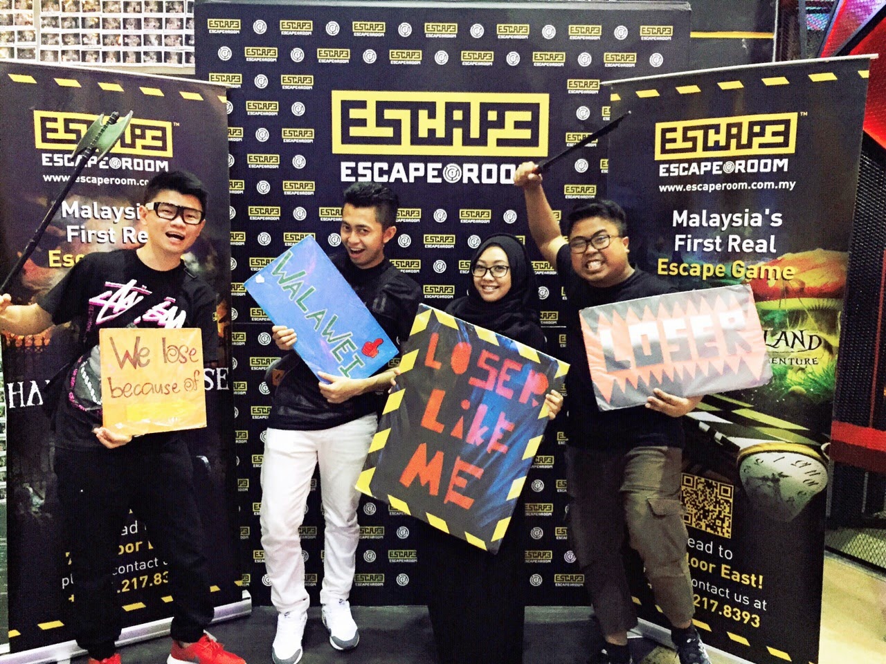 ESCAPE ROOM TIME SQUARE TAKEN THEME TIPS
