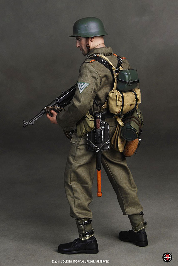 NEW. 1//6 DRAGON DID SOLDIER STORY WWII GERMAN MP40 RIGHT POUCH