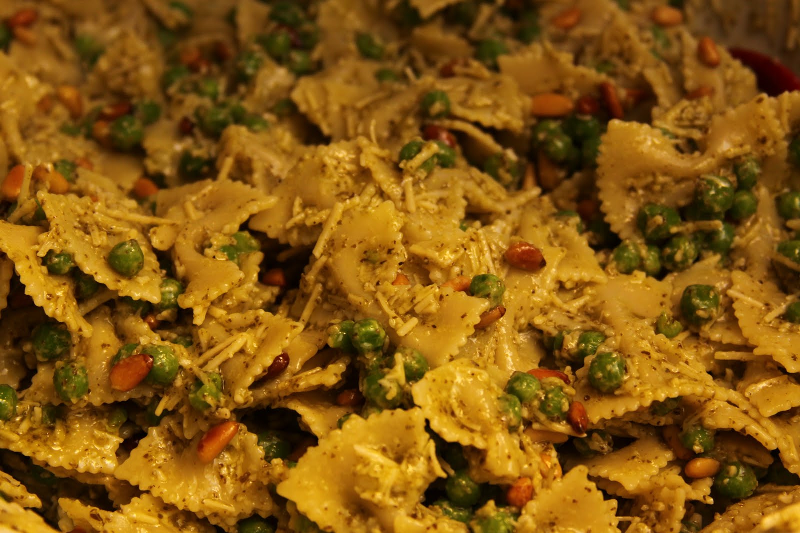 Pasta, Pesto and Peas
