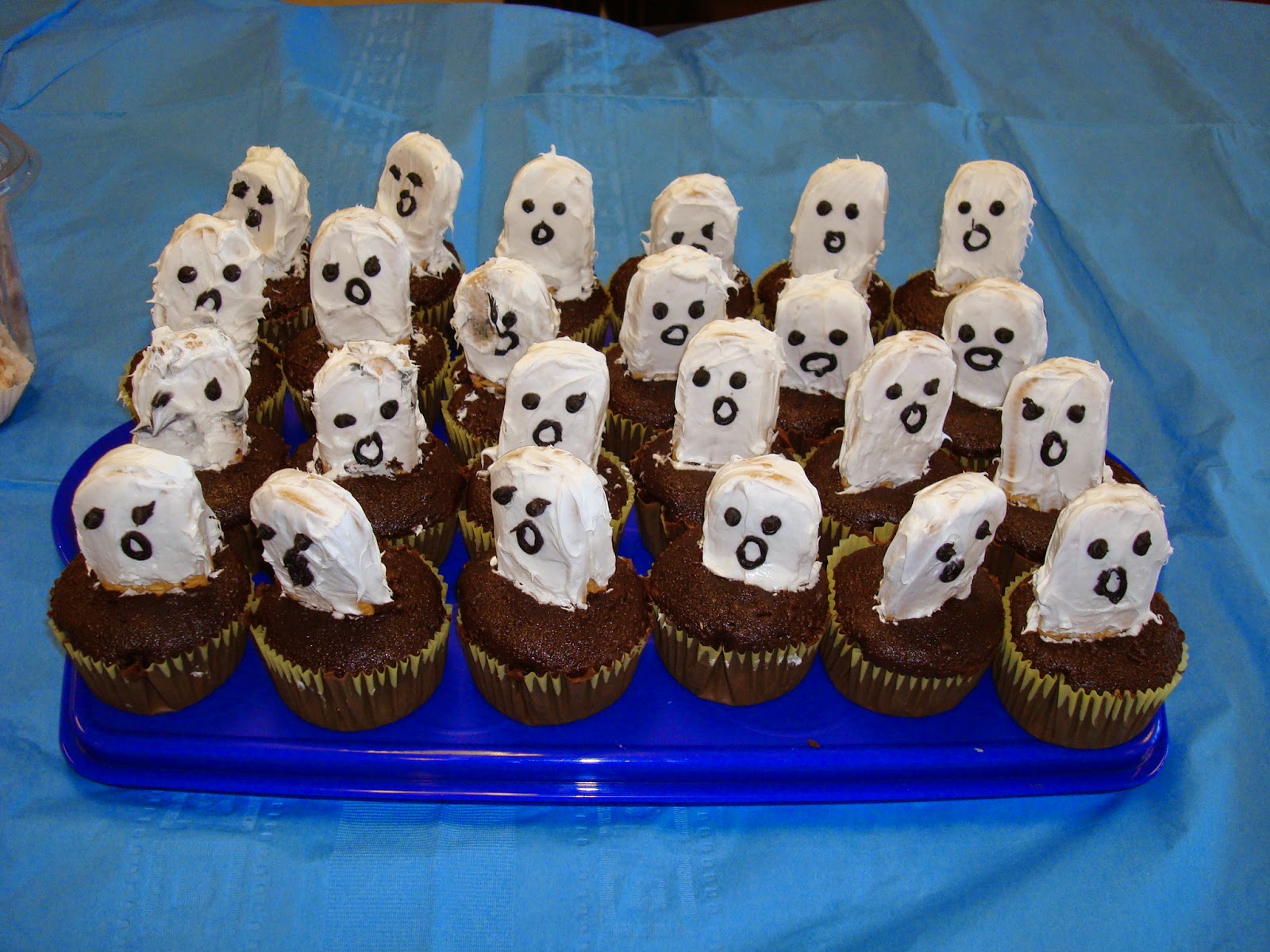 Hopping from K to 2!: Kindergarten Emergent Readers & Activities for Fall