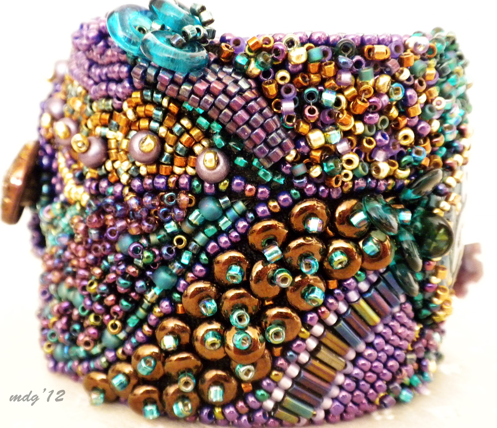 Zingala's Some bead embroidery