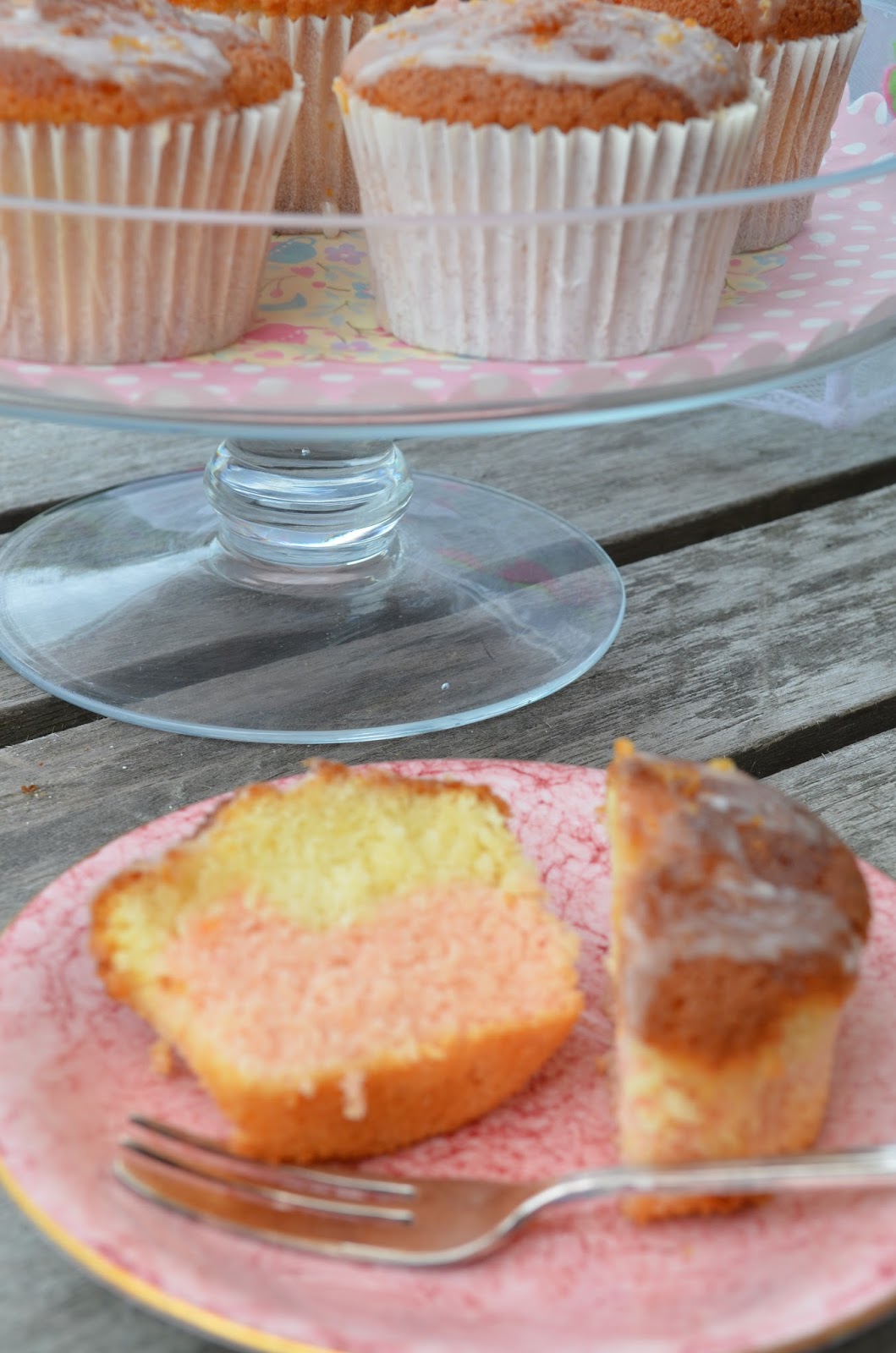 Kiss Me Cake Bakery Pink Grapefruit Drizzle Cakes