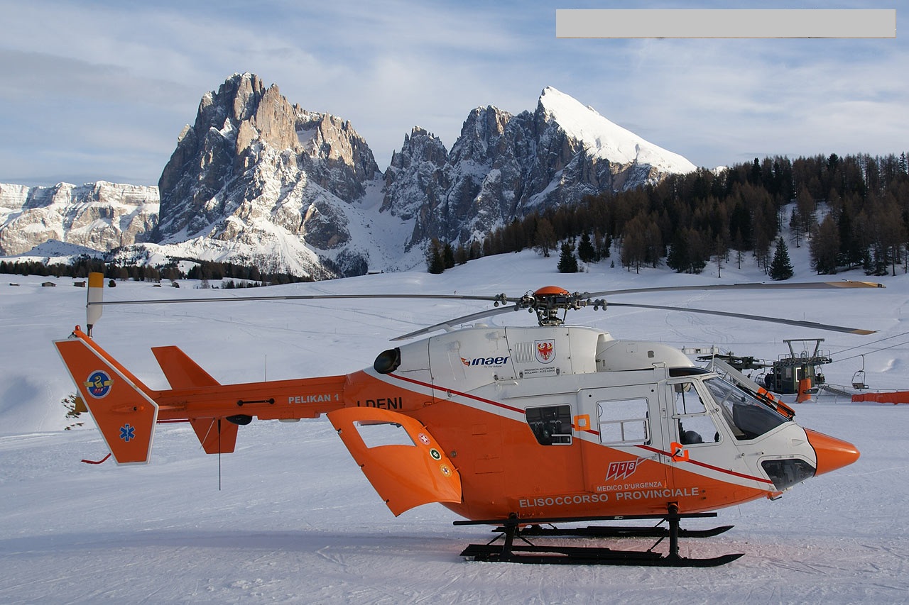 http://4.bp.blogspot.com/-dMuUzJVIwrM/ThFcLfrXt5I/AAAAAAAAIW8/edXcnCX1LK4/s1600/Z9EC%2BHelicopter%2BWallpapers%2B%25285%2529.jpg